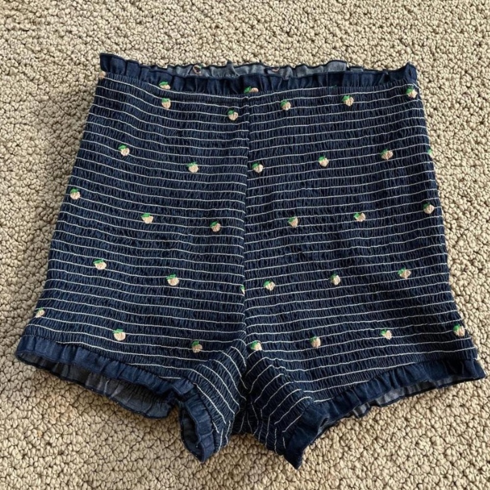 Sarah Cameron outer banks shorts!!!